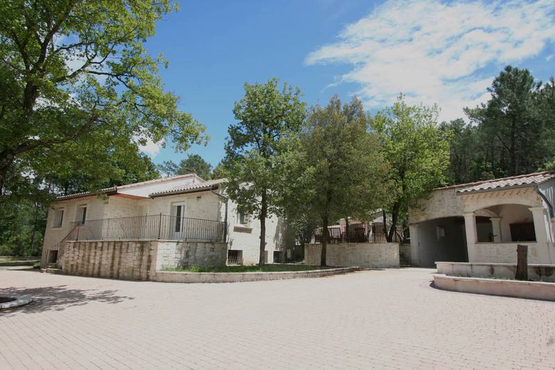 Villa Proche St Paul 3 Châteaux 7 chambres Villa Proche St Paul 3 Châteaux 7 chambres